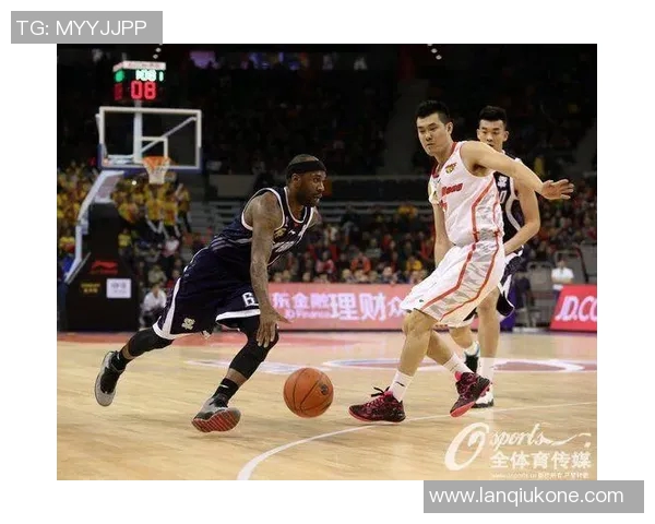 王仕鹏:比赛日赛前只吃点香蕉和喝咖啡 比赛打完才真正吃晚饭 王仕鹏:比赛日赛前只吃点香蕉和喝咖啡 比赛打完才真正吃晚饭