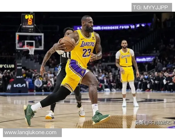 詹姆斯下赛季离开湖人？骑士勇士最新态度曝光：愿为他筹备退役巡演