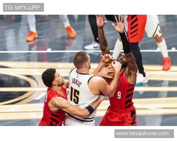 赛季至今净效率前5球队：雷霆+15.9断档 火箭+10.8第2 绿军第5