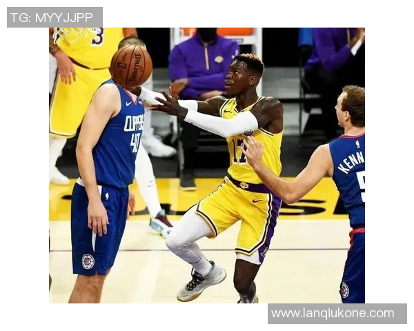 乔治：经历了一整年的磨合自然会建立起默契 这种感觉正在延续