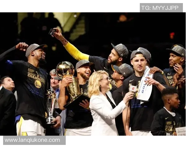 前往中国，加盟CBA？麦基发声，新球队曝光，1年合同，曾帮湖人夺冠